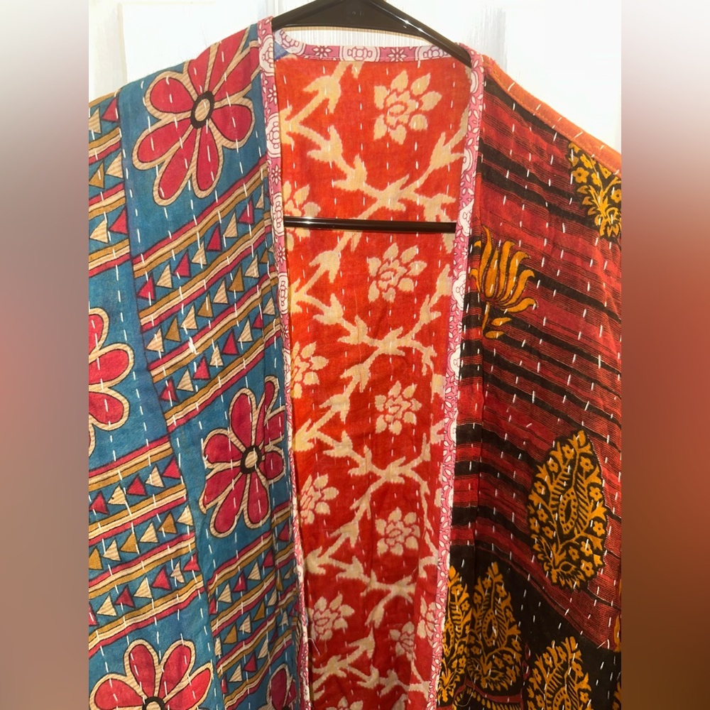 Rahab’s Rope Reversible Kantha Patchwork Kimono Robe - Picture 2 of 12